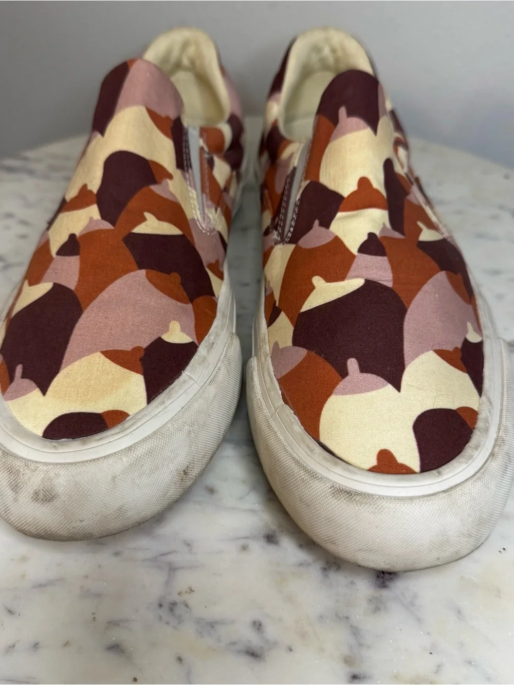 Seavees x Cecile Gariepy Hawthorne Slip On Shoes Mens Size 8.5 Fabric Upper Camo